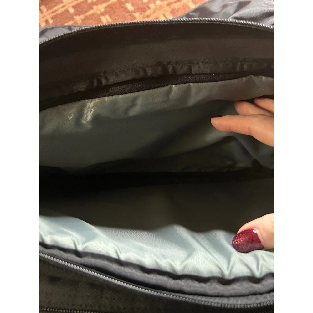 Ogio Tek Spec Messenger Bag Black Laptop Briefcase‎ Cyber Friendly 03502